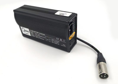 Zubehör für elektrischen Rollstuhl FreedomChair - Schnellladegerät 5A und 230 Volt