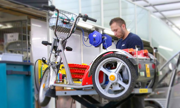 Reparatur für Seniorenmobil, Seniorenscooter, Elektro-Rollstuhl, Elektro-Fahrzeug, Elektro-Nutzfahrzeug, Elektro-Sportwagen eRod Reparatur für Seniorenmobil, Seniorenscooter, Elektro-Rollstuhl, Elektro-Fahrzeug, Elektro-Nutzfahrzeug, Elektro-Sportwagen eRod